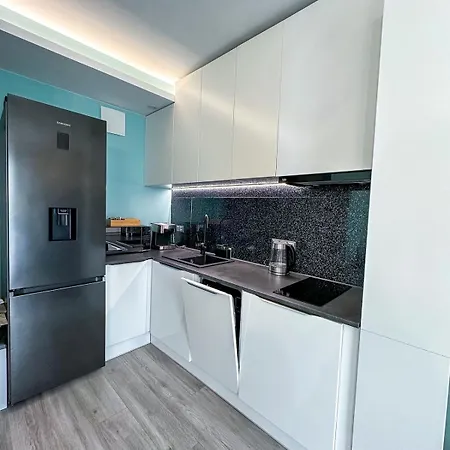 Chill Spot Balcony Parking * Varsó