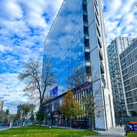 Chill Spot Balcony Parking Apartment Warsaw